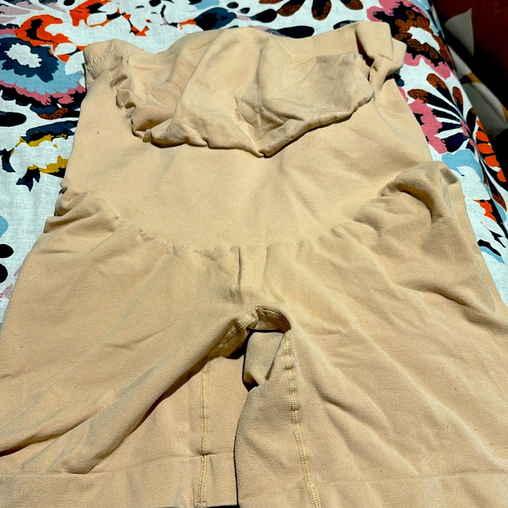 Maternity shaper-large